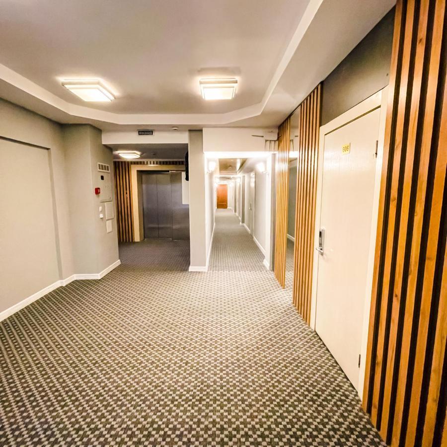 Golden Palace Hotel Almaty Ngoại thất bức ảnh