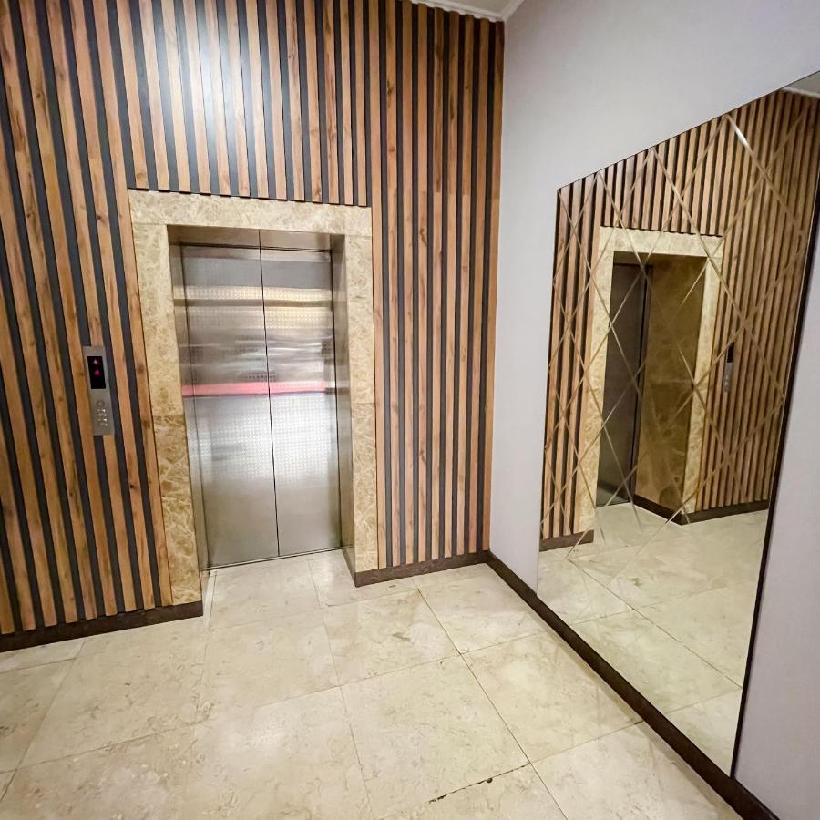 Golden Palace Hotel Almaty Ngoại thất bức ảnh